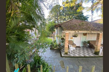 4_photo/952737b30b.2a17df7df6ae08cb-ATLAS-e4cef3a3-c519-452f-b594-6afe0f7bb8fd.jpg de casa à venda com 3 quartos, 327m² em Bom Abrigo, Florianópolis