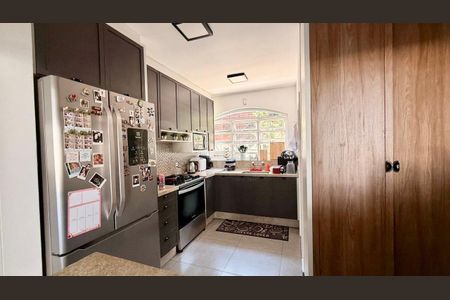 11_photo/952737b3a1.83fa443d0a3e7663-ATLAS-34d33ca5-4a9f-41e0-926b-72b084f678df.jpg de casa à venda com 3 quartos, 306m² em Bom Abrigo, Florianópolis