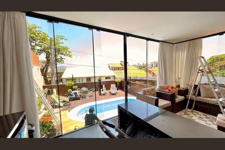 8_photo/952737b3a1.83fa443d0a3e7663-ATLAS-3afa2d04-dc3d-4c3a-8809-f643edd08dff.jpg de casa à venda com 3 quartos, 306m² em Bom Abrigo, Florianópolis