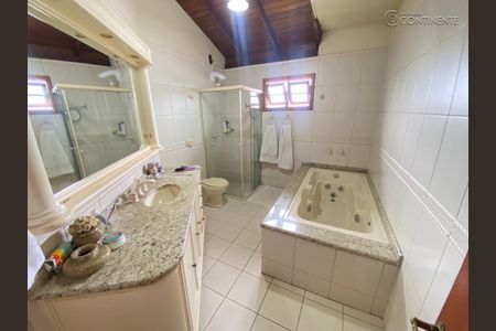 32_photo/952737b3b5.7249761259ddfa30-ATLAS-a8b7bb34-dac7-4305-9c4c-2f608ff85628.jpg de casa à venda com 4 quartos, 254m² em Itaguaçu, Florianópolis