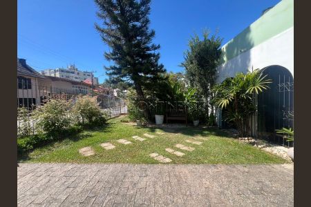 5_photo/952737b3e7.ead0744c2329e0c8-ATLAS-8b7b4dca-9d87-40ee-9728-d8eec3557548.jpg de casa à venda com 3 quartos, 218m² em Bom Abrigo, Florianópolis