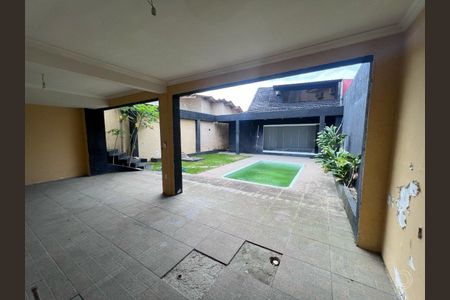 30_photo/952737b3f7.6c623372c172fc17-ATLAS-b569d2a6-cfcd-4ebe-93da-a0d592fa31ec.jpg de casa à venda com 4 quartos, 194m² em Bom Abrigo, Florianópolis