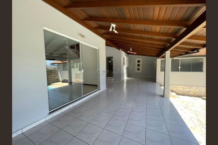 31_photo/952737b419.28f6ec5d72603be5-ATLAS-f6dae234-914c-4e10-8c2e-aa2bd3ec3b5e.jpg de casa à venda com 4 quartos, 340m² em Bom Abrigo, Florianópolis