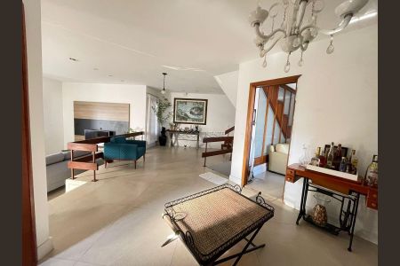 12_photo/952737b41b.719fbdc320448c84-ATLAS-32919778-1d43-4fa0-bc67-a691e7dbd8a1.jpg de casa à venda com 4 quartos, 360m² em Bom Abrigo, Florianópolis