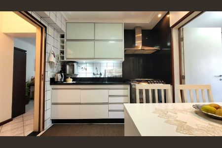 30_photo/952737b445.a211d61252647016-ATLAS-8d4cac2a-b33d-4b00-8bc5-e42e4a29baa5.jpg de apartamento à venda com 4 quartos, 109m² em Bom Abrigo, Florianópolis