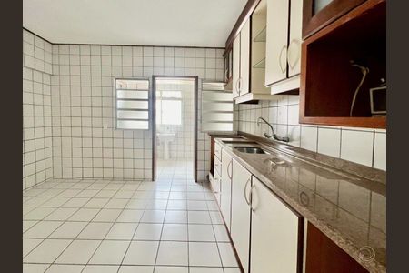 5_photo/952737b45f.8c61d60d4fe372aa-ATLAS-fd882d7f-b6dc-4576-9a5b-702d36e9a720.jpg de apartamento à venda com 3 quartos, 222m² em Bom Abrigo, Florianópolis