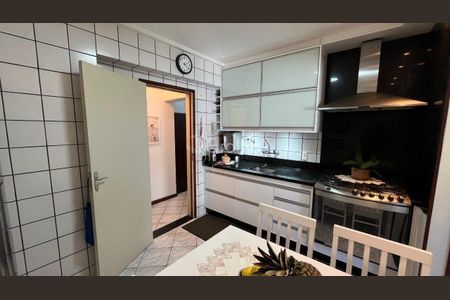 6_photo/952737b45f.b9c8e23ca9b024d1-ATLAS-5e585080-e3dd-402e-a7f6-bc87ee18b7ab.jpg de apartamento à venda com 4 quartos, 108m² em Bom Abrigo, Florianópolis