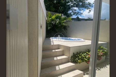 10_photo/952737b4f7.6c6579b50c0143d1-ATLAS-453d8ef5-cb2d-4ee6-b8ab-30e47e35ddcf.jpg de casa à venda com 3 quartos, 300m² em Bom Abrigo, Florianópolis