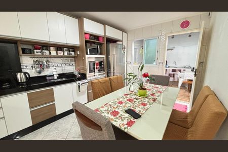 2_photo/952737b5bd.aa3f54dcddd2e04f-ATLAS-0eeb5f8b-8cce-49fd-85a4-29edaf10122f.jpg de casa à venda com 3 quartos, 120m² em Abraão, Florianópolis