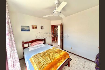 30_photo/952737b5f1.08798e92c4495a9b-ATLAS-a0785688-1f54-4db9-9dd2-99ea7d7b3a32.jpg de casa à venda com 5 quartos, 118m² em Abraão, Florianópolis