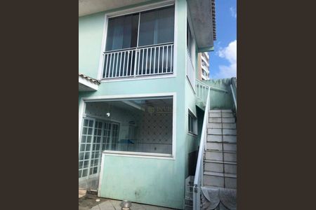 5_photo/952737b5ff.4f01e810a805cb87-ATLAS-4bafd1f7-9dbb-48f3-9332-6e2fc099a91f.jpg de casa à venda com 4 quartos, 150m² em Abraão, Florianópolis