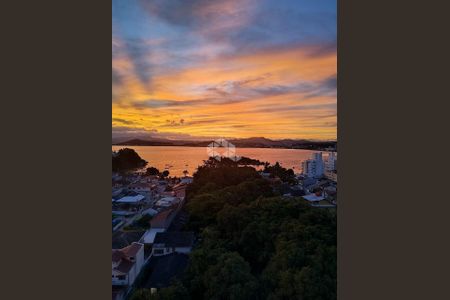 10_photo/952737b609.fd4fcdeeb7817f2d-ATLAS-4ffd58f4-c75e-4ac5-9bfc-8c4f172bfa14.jpg de apartamento à venda com 3 quartos, 88m² em Abraão, Florianópolis