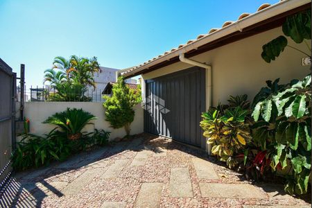 31_photo/952737b6e3.c54d8ccd00eda198-ATLAS-8b6f4aef-77a0-471d-9947-e1070cf8a105.jpg de casa à venda com 3 quartos, 330m² em Itaguaçu, Florianópolis