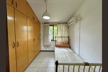 18_photo/952737b6e3.c54d8ccd00eda198-ATLAS-e84651a1-befb-4f7d-85b0-da9ec1d79d6a.jpg de casa à venda com 3 quartos, 195m² em Itaguaçu, Florianópolis