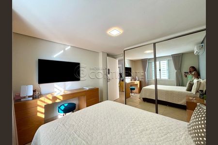 41_photo/952737b6fd.5b63f18bcccc212e-ATLAS-12bb60ca-034f-43c0-b913-dcfd0db98cff.jpg de casa à venda com 3 quartos, 363m² em Itaguaçu, Florianópolis