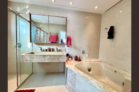 31_photo/952737b6fd.5b63f18bcccc212e-ATLAS-43d19fd1-bb1e-4935-9976-2cf26e6baed3.jpg de casa à venda com 3 quartos, 363m² em Itaguaçu, Florianópolis