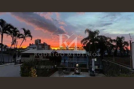 3_photo/952737b717.4bd2615f33144f40-ATLAS-8b8a9f91-17bd-4f8e-8b84-01b3e0ccdcff.jpg de casa à venda com 5 quartos, 262m² em Itaguaçu, Florianópolis