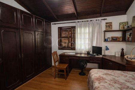 21_photo/952737b72f.04f4efb4ec0e2ec3-ATLAS-32feb0c3-dfe3-4a6e-869a-8d651d4159f1.jpg de casa à venda com 4 quartos, 280m² em Abraão, Florianópolis