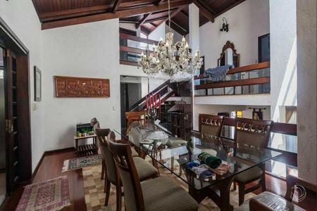 13_photo/952737b72f.04f4efb4ec0e2ec3-ATLAS-4fdd5cca-f71c-4cf6-bfaa-70663ebe8cd0.jpg de casa à venda com 4 quartos, 280m² em Abraão, Florianópolis