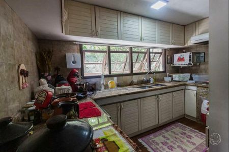 20_photo/952737b72f.04f4efb4ec0e2ec3-ATLAS-a52627a4-7869-45c2-9754-adb82ce75335.jpg de casa à venda com 4 quartos, 280m² em Abraão, Florianópolis