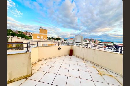 6_photo/952737b7b3.61df383ebc62b81a-ATLAS-2fda85be-83e0-4e3b-a661-5f7cddddde20.jpg de apartamento à venda com 3 quartos, 212m² em Abraão, Florianópolis