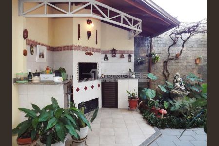 23_photo/952737b7f5.cadf0cb480790de5-ATLAS-c5d53436-2e44-4b6e-9a31-00a50d980ad4.jpg de casa à venda com 3 quartos, 250m² em Coqueiros, Florianópolis