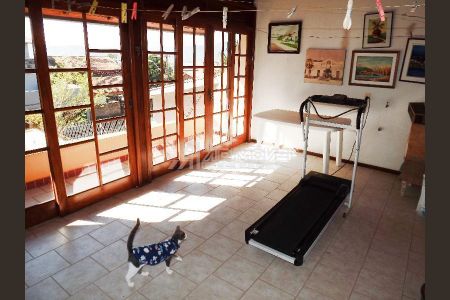 12_photo/952737b7f5.cadf0cb480790de5-ATLAS-eefccfe7-0dc1-4acf-a66d-06b8bf61bfc1.jpg de casa à venda com 3 quartos, 250m² em Coqueiros, Florianópolis