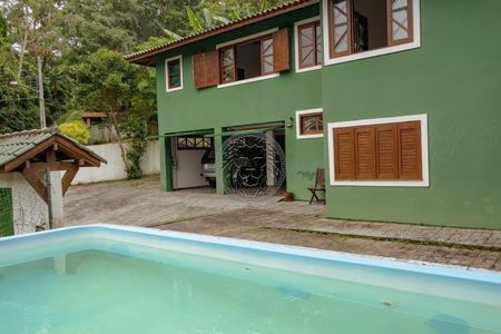 10_photo/952737b9a1.e5c1dbf3952ec410-ATLAS-2ab66a3b-ae16-479e-83e6-53abfa17d60d.jpg de casa à venda com 4 quartos, 396m² em Coqueiros, Florianópolis