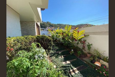 5_photo/952737bac5.1bb529b01f5e602e-ATLAS-79e29dfa-021f-441e-8d6c-b0f7ca1481eb.jpg de casa à venda com 6 quartos, 900m² em Coqueiros, Florianópolis