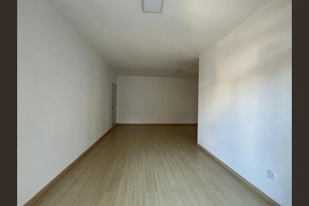 8_photo/952737bb05.92bd7eb76981e119-ATLAS-083761a1-8018-42e9-85f5-9aceaba68e23.jpg de apartamento à venda com 3 quartos, 119m² em Coqueiros, Florianópolis