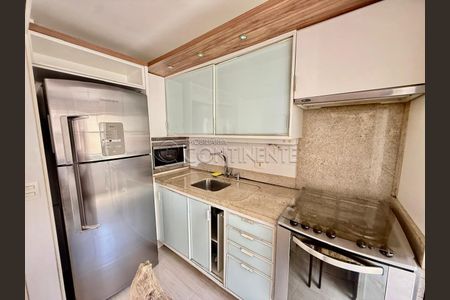 3_photo/952737bb6f.b76994c5ef7fda09-ATLAS-165e7723-eceb-424a-ad2f-2e902a82a2ee.jpg de apartamento à venda com 2 quartos, 56m² em Coqueiros, Florianópolis