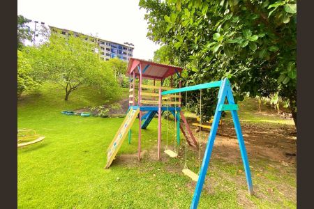 45_photo/952737bb89.f2bfaed4af7a5e8b-ATLAS-a35d9657-9c06-4bbd-aea3-aa26652d865c.jpg de apartamento à venda com 3 quartos, 92m² em Coqueiros, Florianópolis