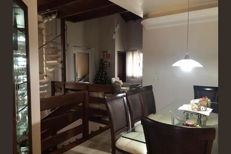 4_photo/952737bcf9.8b238b2f56f58e8d-ATLAS-3fc98640-eeb8-470b-8452-79d6ebb767f6.jpg de casa à venda com 3 quartos, 249m² em Coqueiros, Florianópolis