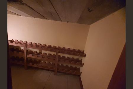 9_photo/952737bcf9.8b238b2f56f58e8d-ATLAS-98744219-bc5d-42f1-bc42-e37046fb323e.jpg de casa à venda com 3 quartos, 249m² em Coqueiros, Florianópolis