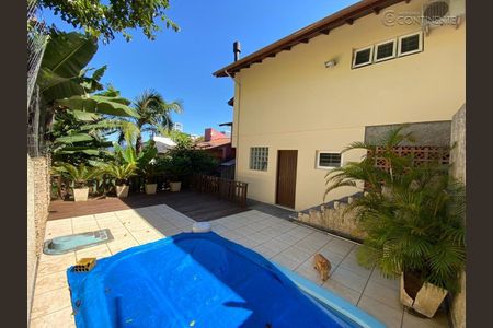 42_photo/952737bcfd.79518a11401aeb31-ATLAS-abf09d06-d896-4d96-8002-50830a963136.jpg de casa à venda com 3 quartos, 250m² em Coqueiros, Florianópolis