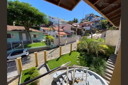 6_photo/952737bcfd.79518a11401aeb31-ATLAS-fe52ae1d-b546-4cfa-b18e-508bfb31edb6.jpg de casa à venda com 3 quartos, 250m² em Coqueiros, Florianópolis