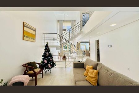 12_photo/952737bd21.ae3d86bef28e162d-ATLAS-0e67958e-a2e0-4b4a-8089-c6b1aaf9d700.jpg de casa à venda com 3 quartos, 330m² em Coqueiros, Florianópolis