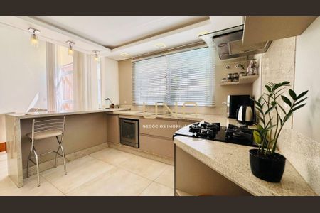 10_photo/952737bd21.ae3d86bef28e162d-ATLAS-8b4dccbc-cf46-414a-903e-5a2d3017c7a1.jpg de casa à venda com 3 quartos, 330m² em Coqueiros, Florianópolis