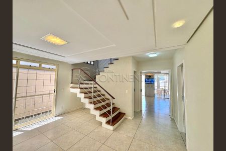 10_photo/952737bd77.4f01e810a805cb87-ATLAS-19563bef-3cef-4ad5-a5ea-93d692a33cb5.jpg de casa à venda com 5 quartos, 313m² em Coqueiros, Florianópolis