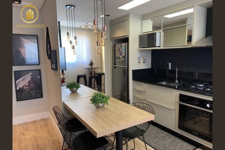 6_photo/952737bd83.8cbbc6e43ead3576-ATLAS-dab583e9-5eda-491b-bf7f-0895236a55a7.jpg de apartamento à venda com 2 quartos, 60m² em Coqueiros, Florianópolis