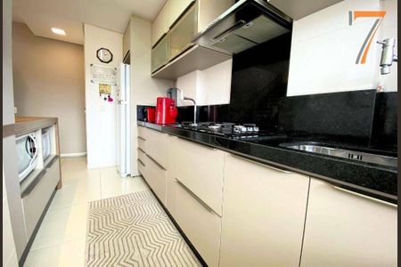 6_photo/952737bde7.ff2b7249c760526e-ATLAS-b3290747-cc92-43e4-8f2e-e5a5a0f7d539.jpg de apartamento à venda com 3 quartos, 90m² em Coqueiros, Florianópolis