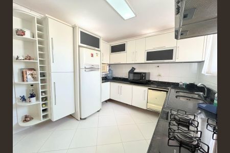 9_photo/952737be1f.a5b61410c387fb0a-ATLAS-2efd20f1-b1cd-47da-a39b-c13bc800d9d5.jpg de casa à venda com 4 quartos, 280m² em Coqueiros, Florianópolis