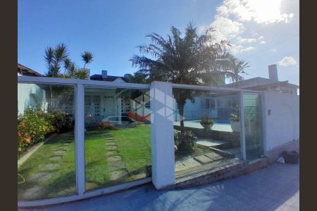 3_photo/952737be31.5cacb5cd1a05b02e-ATLAS-1efece7f-8e3a-4ef7-9e45-07e6a61337a3.jpg de casa para alugar com 7 quartos, 342m² em Coqueiros, Florianópolis