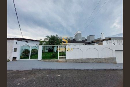 6_photo/952737be31.5cacb5cd1a05b02e-ATLAS-acd0692c-ef77-4736-b4e6-378808fe3b13.jpg de casa para alugar com 4 quartos, 170m² em Coqueiros, Florianópolis