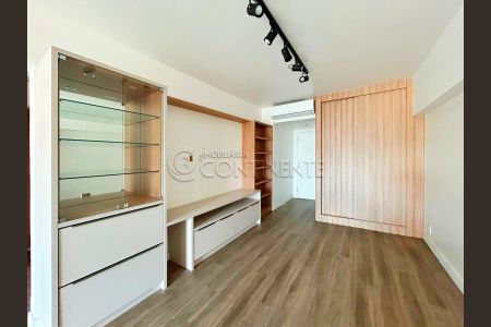 3_photo/952737be3f.ae537c11cfa6cc3a-ATLAS-a54daaa4-c01d-431c-988a-d79b01d1d9a7.jpg de apartamento à venda com 2 quartos, 76m² em Coqueiros, Florianópolis