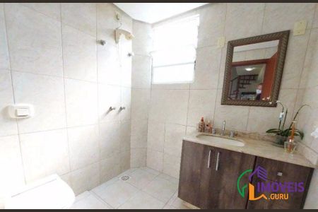 10_photo/952737be7d.b37fb779aadef412-ATLAS-d310b9b3-792b-40f6-9389-4a5df4899a90.jpg de casa para alugar com 3 quartos, 174m² em Coqueiros, Florianópolis