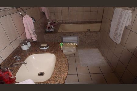 8_photo/952737bedf.16787a6ea0be7e8a-ATLAS-35c7970a-0a7b-4e85-b561-3077999066b9.jpg de casa à venda com 4 quartos, 240m² em Coqueiros, Florianópolis