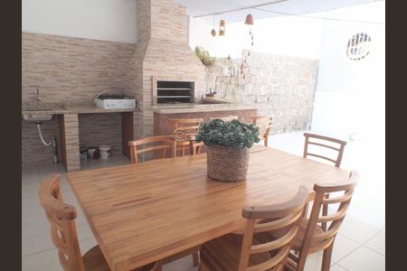 4_photo/952737bedf.16787a6ea0be7e8a-ATLAS-95865b78-ea8b-495b-93ce-b201567bea57.jpg de casa à venda com 4 quartos, 240m² em Coqueiros, Florianópolis
