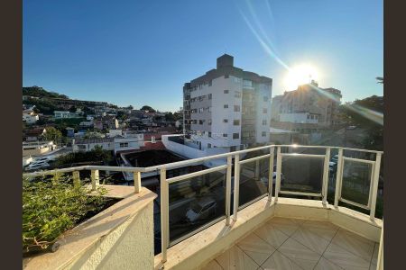 26_photo/952737bef9.201e42ffab0c16fd-ATLAS-70192271-8a0a-43f3-bec6-ff060b20f1e8.jpg de apartamento à venda com 3 quartos, 180m² em Coqueiros, Florianópolis