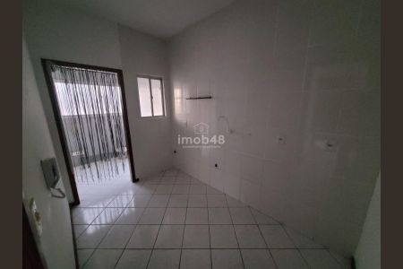 4_photo/952737c0ab.97484f792a469e2d-ATLAS-d93f3637-2ee1-48d3-aa77-5aaea4dd51b2.jpg de apartamento à venda com 2 quartos, 50m² em Coqueiros, Florianópolis